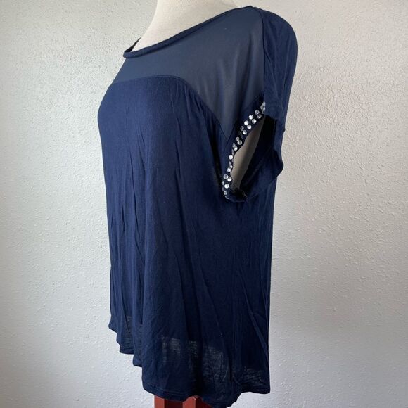 Faith and Joy Top Size M EUC - Picture 3 of 8